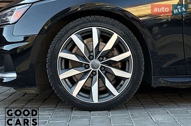 Седан Audi A4 2020 в Одессе