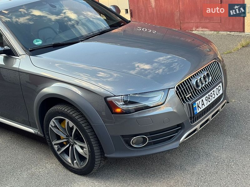 Универсал Audi A4 2013 в Киеве