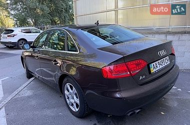 Седан Audi A4 2011 в Києві