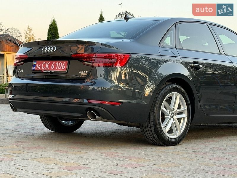 Седан Audi A4 2017 в Стрию