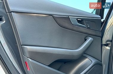 Седан Audi A4 2017 в Стрию