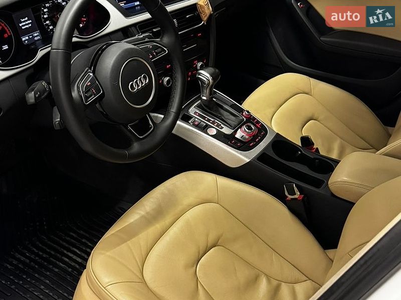 Седан Audi A4 2015 в Кременчуці