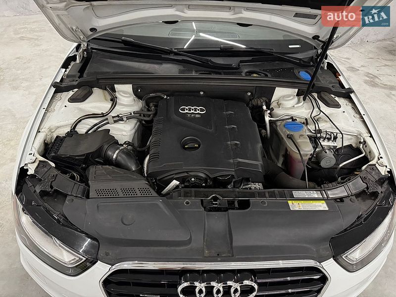 Седан Audi A4 2015 в Кременчуці