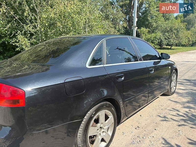 Седан Audi A4 2005 в Обухове