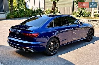 Седан Audi A4 2020 в Виннице