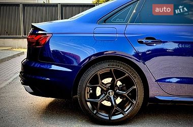 Седан Audi A4 2020 в Виннице