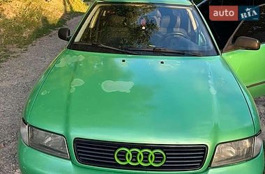 Універсал Audi A4 1996 в Рівному