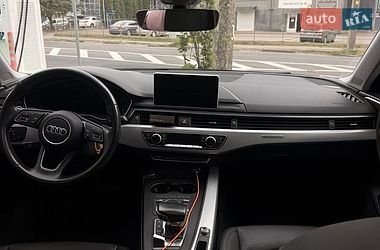 Седан Audi A4 2016 в Ивано-Франковске