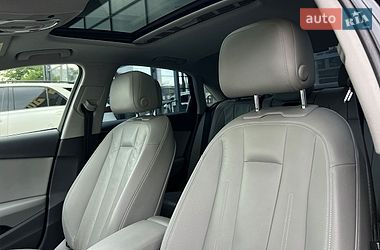 Седан Audi A4 2017 в Ивано-Франковске