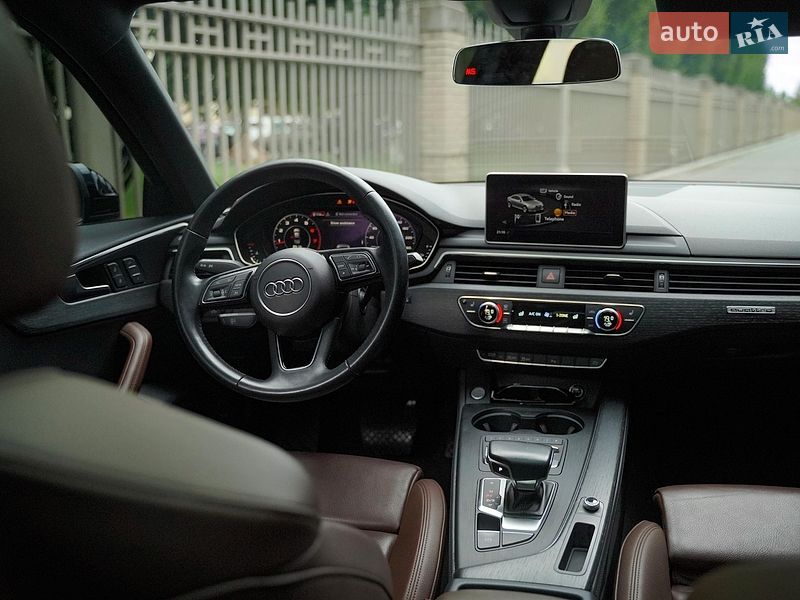 Седан Audi A4 2019 в Києві