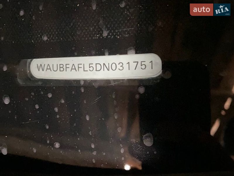 Седан Audi A4 2012 в Горохові