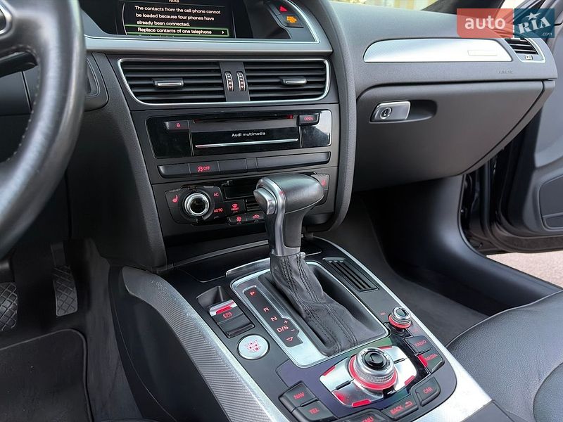 Седан Audi A4 2012 в Кам'янському