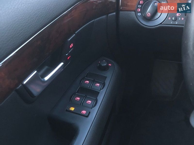 Седан Audi A4 2005 в Львові