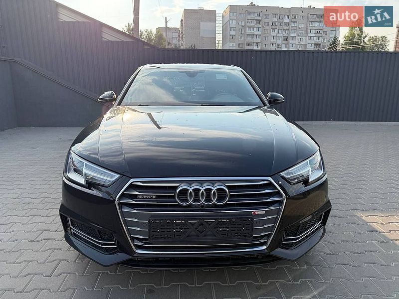 Audi A4 2017 Audi A4 2017
