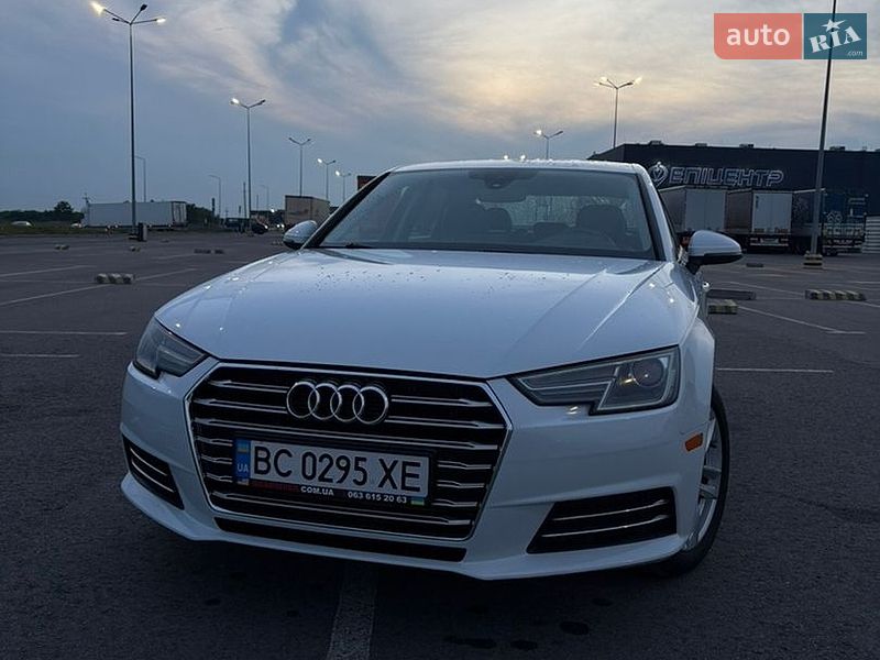 Седан Audi A4 2017 в Львові