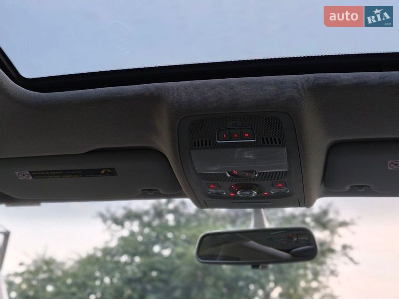 Седан Audi A4 2014 в Хмельницькому