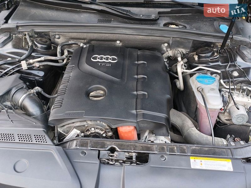 Седан Audi A4 2014 в Хмельницькому