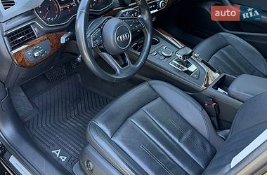 Седан Audi A4 2018 в Ровно