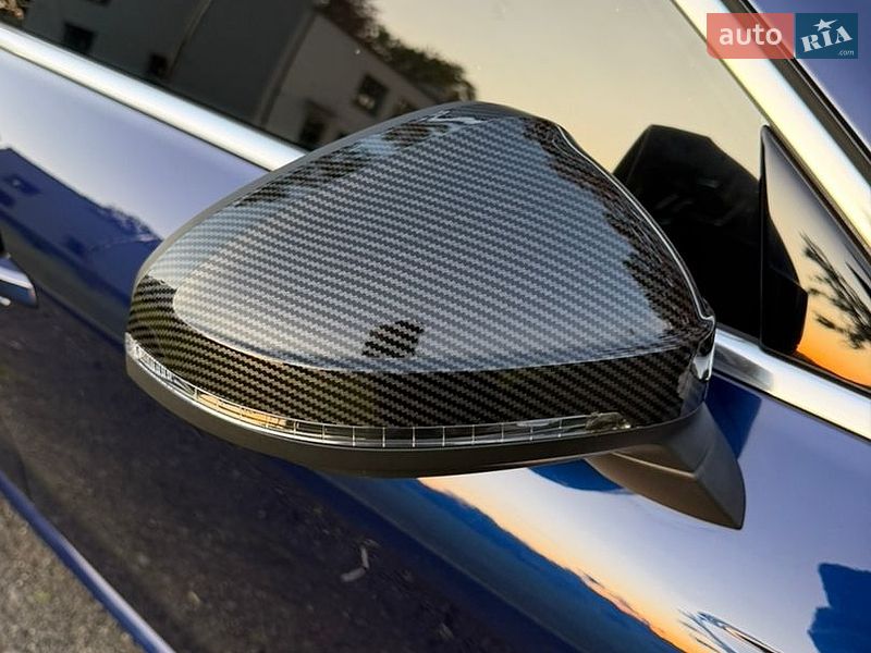 Седан Audi A4 2021 в Киверцах