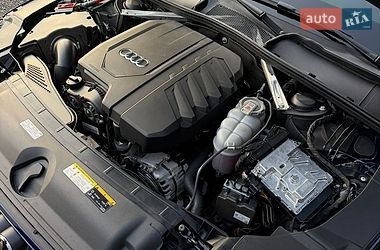 Седан Audi A4 2021 в Киверцах