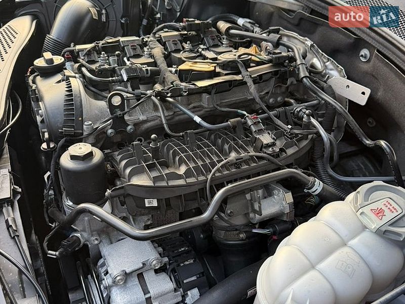 Седан Audi A4 2021 в Киверцах