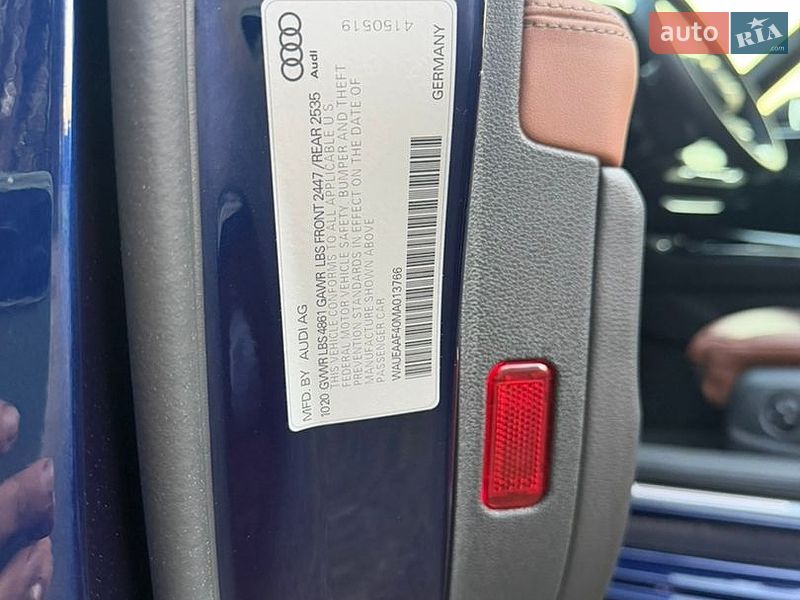 Седан Audi A4 2021 в Киверцах