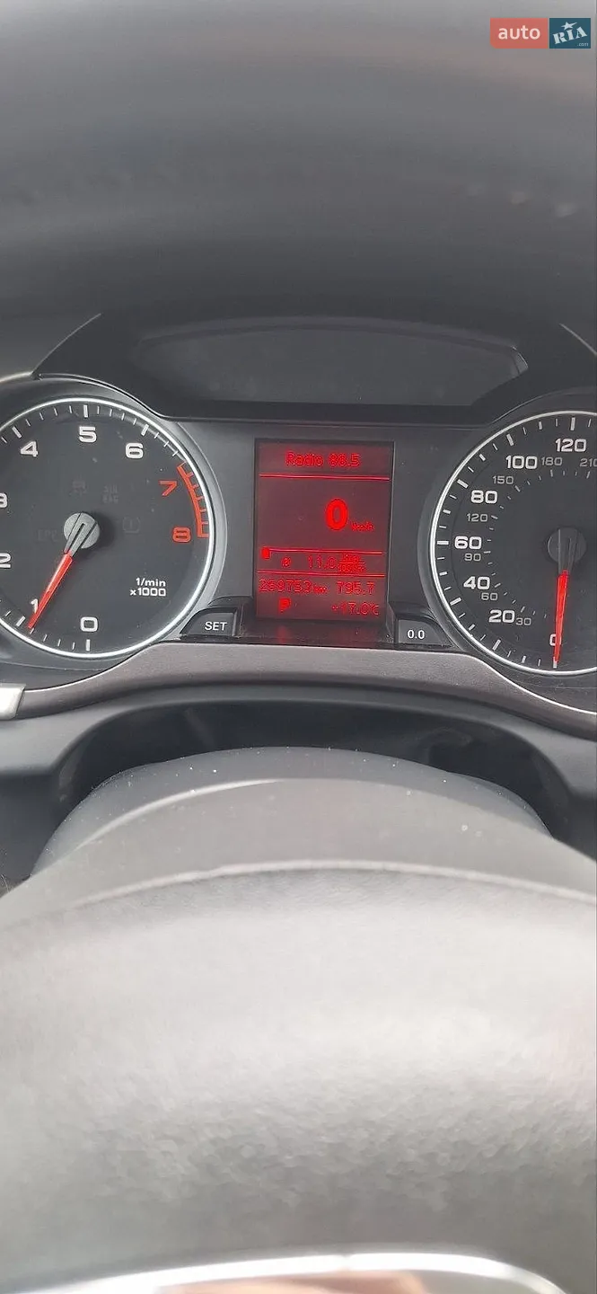 2010 Audi A4 - мініатюра 11