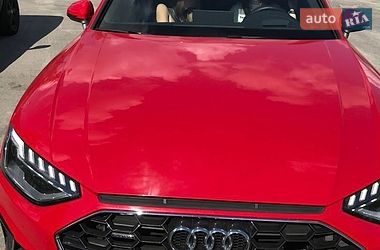Седан Audi A4 2020 в Побужському