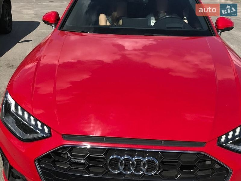 Седан Audi A4 2020 в Побужському