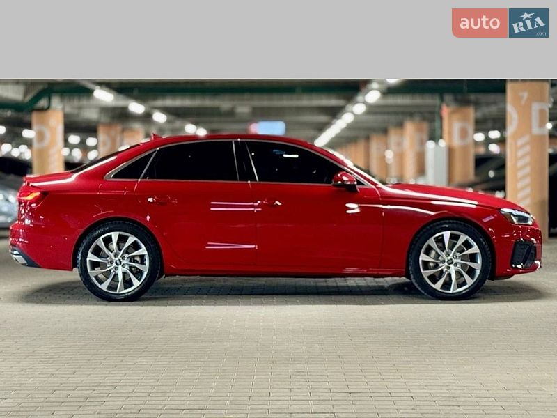Седан Audi A4 2020 в Побужському