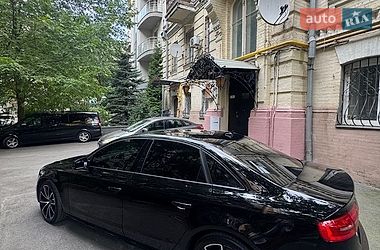 Седан Audi A4 2015 в Киеве