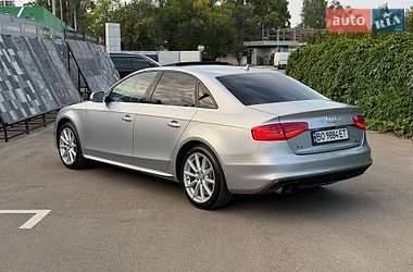 Седан Audi A4 2014 в Києві