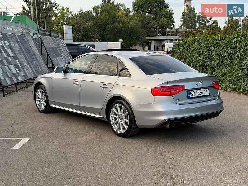 Седан Audi A4 2014 в Києві