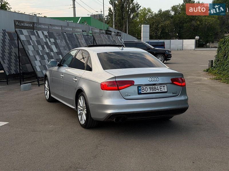 Седан Audi A4 2014 в Києві