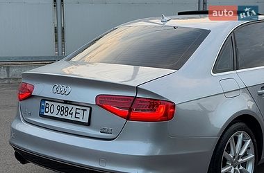 Седан Audi A4 2014 в Києві