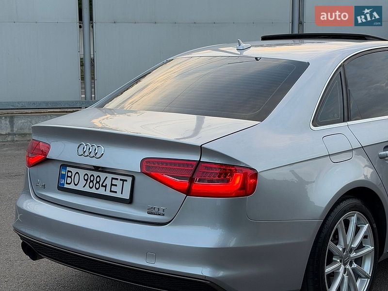 Седан Audi A4 2014 в Києві