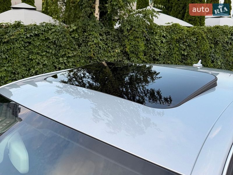 Седан Audi A4 2014 в Києві
