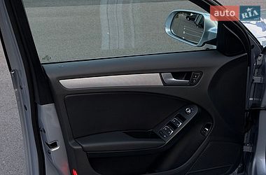 Седан Audi A4 2014 в Києві
