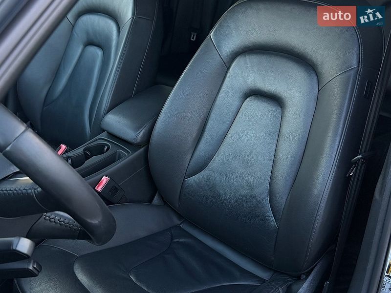 Седан Audi A4 2014 в Києві