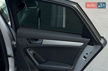 Седан Audi A4 2014 в Києві