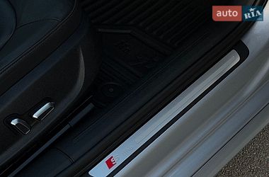 Седан Audi A4 2014 в Києві