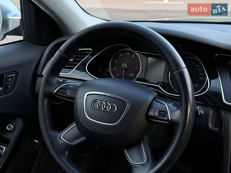 Седан Audi A4 2014 в Києві