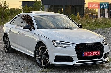 Седан Audi A4 2016 в Самборе