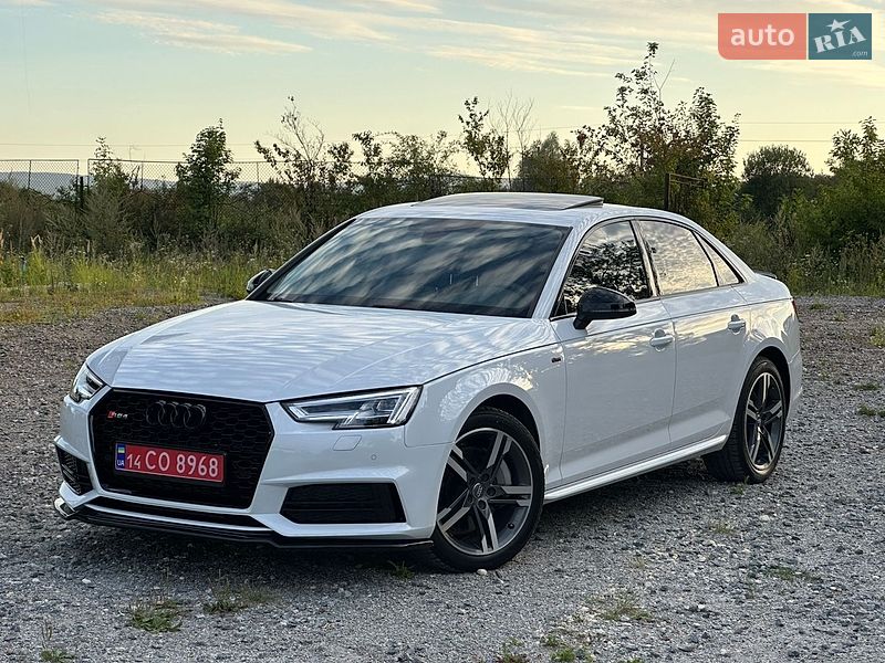 Седан Audi A4 2016 в Самборе