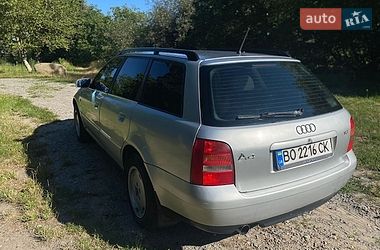 Универсал Audi A4 1998 в Звягеле
