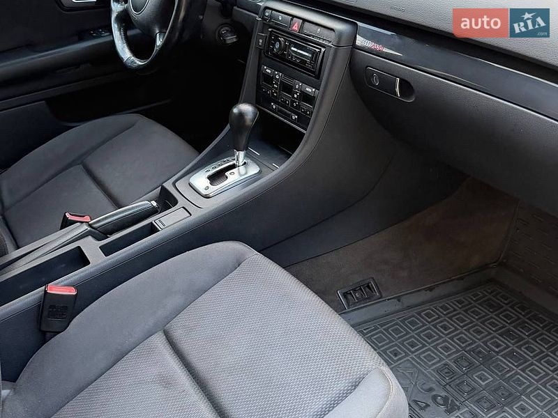 Универсал Audi A4 2003 в Золотоноше