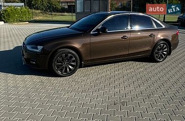 Седан Audi A4 2012 в Вінниці
