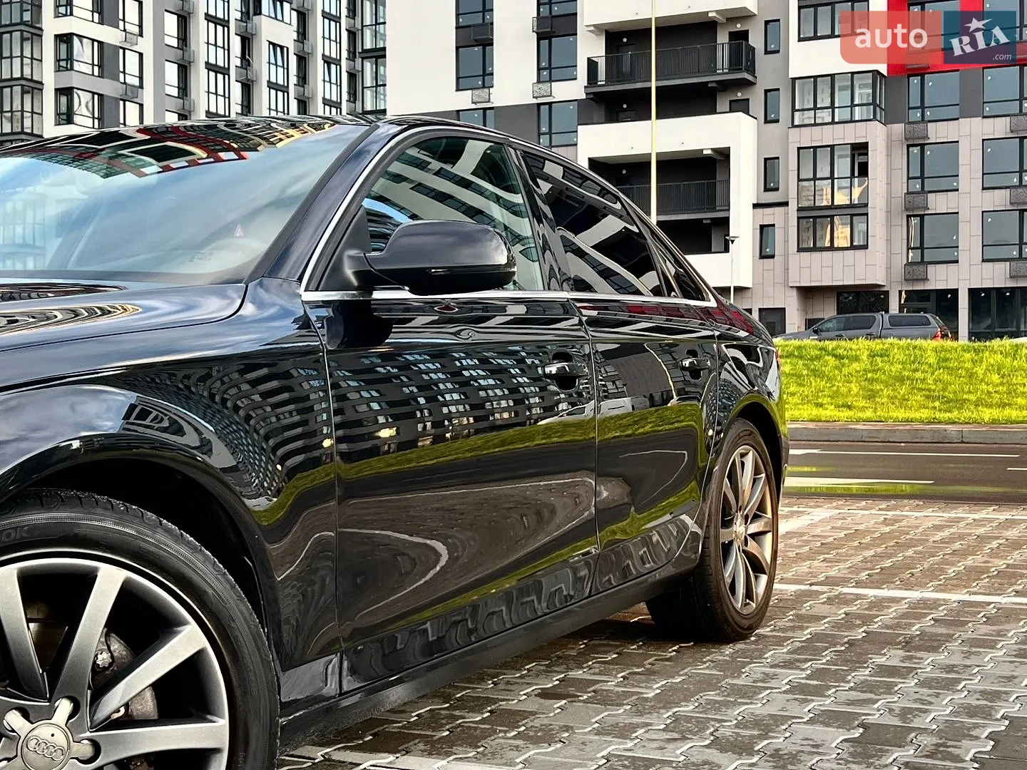Audi A4 2013 VIN WAUFFAFLXDN046814 фото оголошення 12 з 57