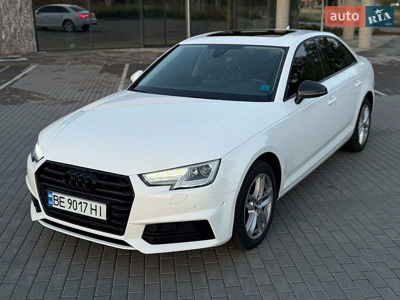 Седан Audi A4 2016 в Киеве