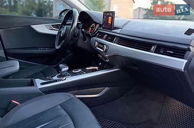 Седан Audi A4 2016 в Киеве
